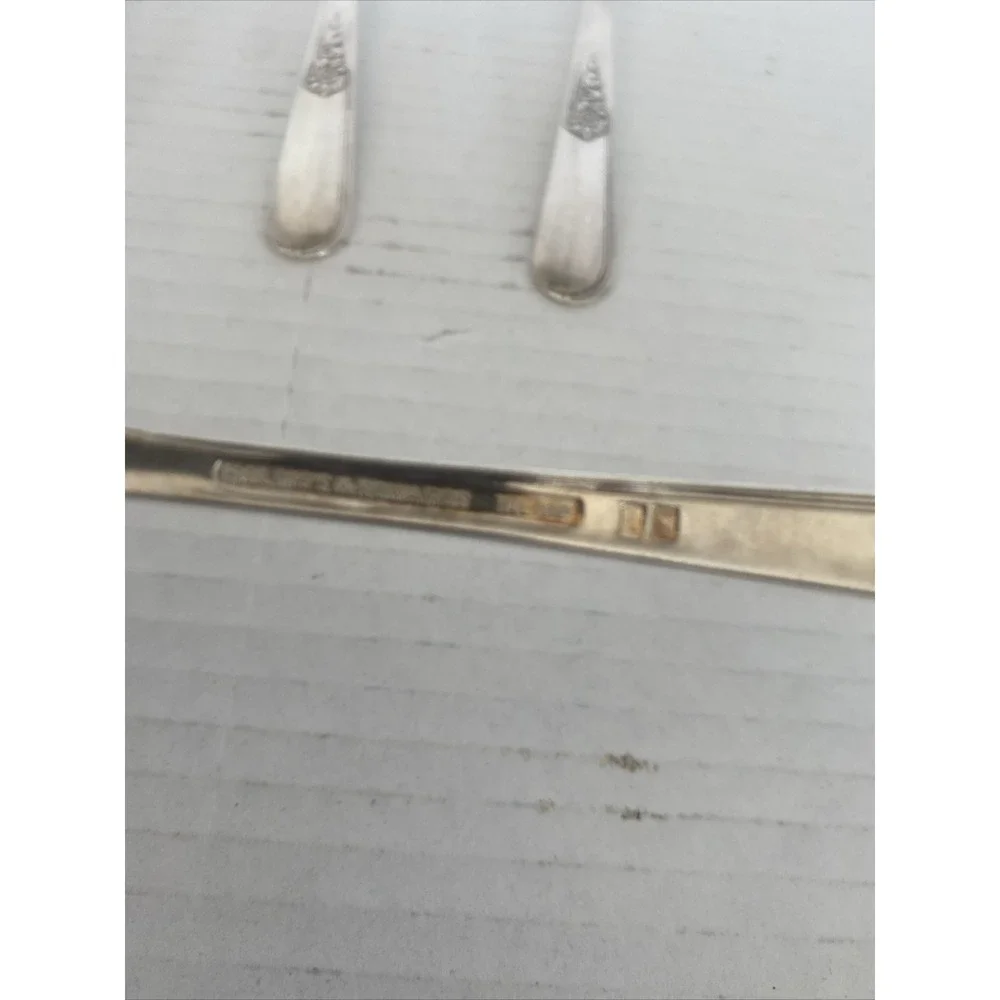 Vintage Holmes & Edwards Youth silverplate Set of 4 Tablespoons